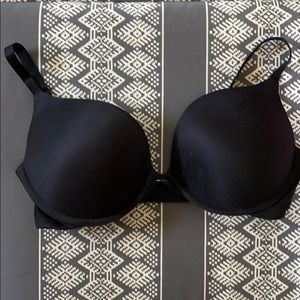 RARE Victoria’s Secret bra Fabulous 34DD NWOT
